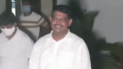 માતરના ધારાસભ્ય કેસરીસિંહ સોલંકીને બે વર્ષની સજા, હાલોલની કોર્ટે સજા ફટકારી, સોલંકી સહિત 26 લોકો દોષિત જાહેર