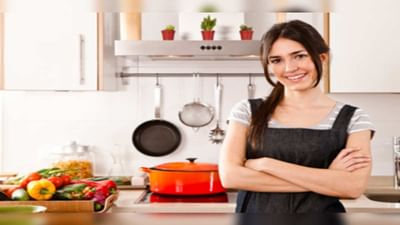 Kitchen Hacks: આ સરળ ટિપ્સ અપનાવીને રસોડામાં તમારા સમયને બચાવો અને દરેક કામ સરળ કરો