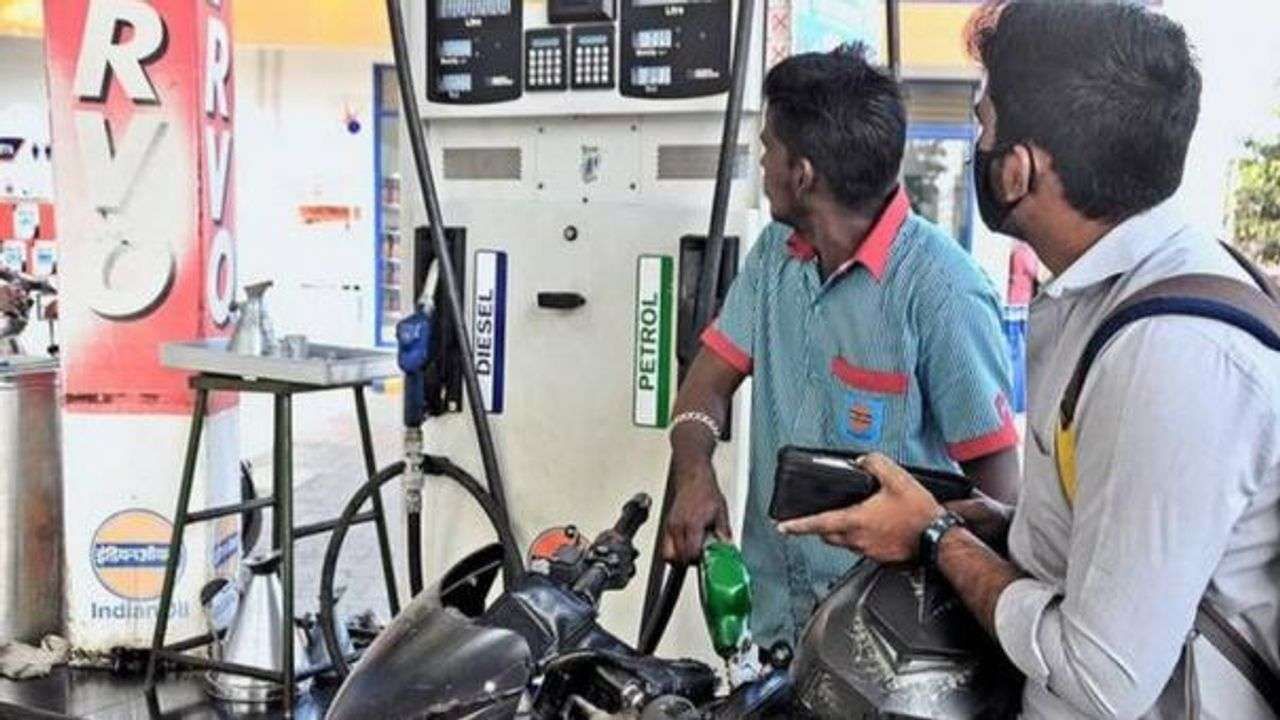 Petrol Diesel Price Today : દેશનું ક્રૂડ ઓઇલ ઈમ્પોર્ટ બિલ રેકોર્ડ સ્તરે પહોંચ્યું, જાણો આજે 1 લીટર પેટ્રોલ ડીઝલની કિંમત શું છે?