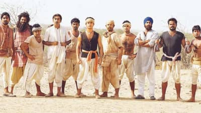 21 Years of Lagaan : આમિર ખાનની લગાનને 21 વર્ષ થયા પૂરા, ફિલ્મની આખી ટીમ સાથે એક્ટરે ઘરે જ મનાવ્યો જશ્ન
