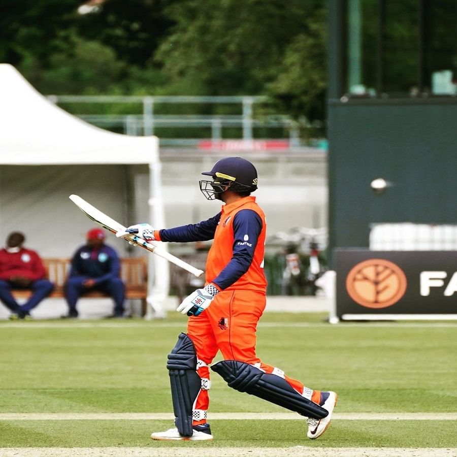 આ 27 વર્ષીય ખેલાડીએ અત્યાર સુધી માત્ર 2 લિસ્ટ A અને 5 T20 મેચ રમી છે. આ સિવાય તેજાએ નોર્ધન યુનિવર્સિટી લીગમાં પ્રખ્યાત T20 નિષ્ણાત બેટ્સમેન ટિમ ડેવિડ સાથે પણ ક્રિકેટ રમી છે. (PC-TEJA INSTAGRAM)