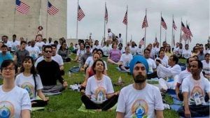 International Yoga Day 2022:  આંતરરાષ્ટ્રીય યોગ દિવસ પહેલા સેંકડો લોકો વોશિંગ્ટનમાં યોગ સત્રોમાં હાજરી આપે છે
