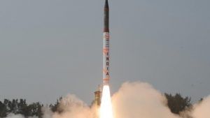 Agni 4 Missile: ભારતે કર્યુ અગ્નિ-4 બેલેસ્ટિક મિસાઈલનું સફળ પરીક્ષણ, 4 હજાર કિલોમીટર અંતર સુધી મારવામાં સક્ષમ