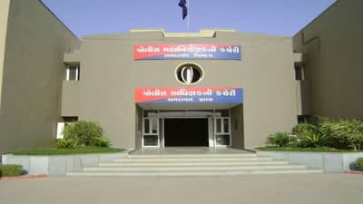 Ahmedabad Crime Diary : જિલ્લામાં ક્રાઇમના અનેક બનાવ, સિક્યુરિટીને માર મારવો અને નશાકારક કફ સીરપની બોટલનો  જથ્થો ઝડપાવા સહિતની ગુનાઓ નોંધાયા