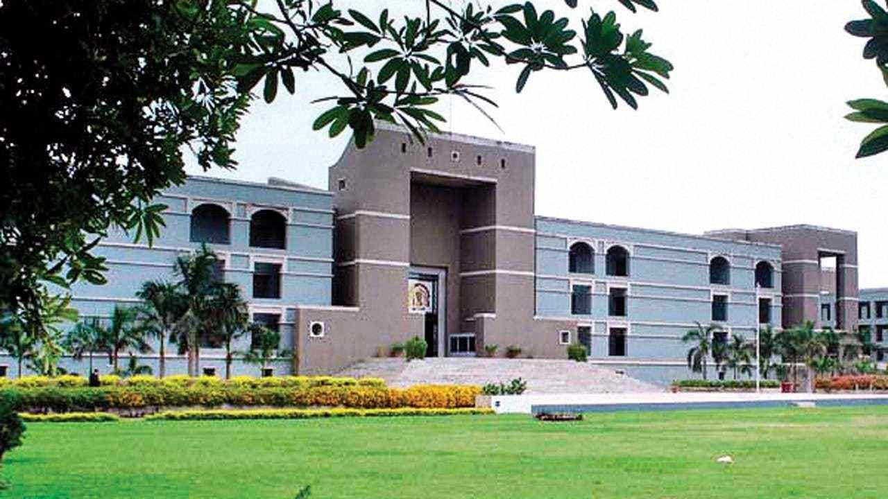 Ahmedabad : PSI ભરતી વિવાદમાં સિંગલ જજના હુકમને ઉમેદવારોએ ડિવિઝન બેન્ચ સમક્ષ પડકાર્યો, 15 જૂને વધુ સુનાવણી હાથ ધરાશે