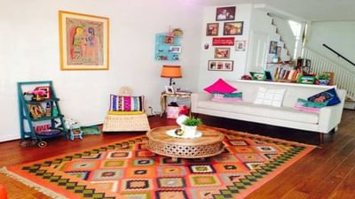 Vastu Tips: ભૂલથી પણ ન કરતાં આ વસ્તુઓને ઘરમાં રાખવાની ભૂલ, નહીંતર વાસ્તુદોષનો કરવો પડશે સામનો !