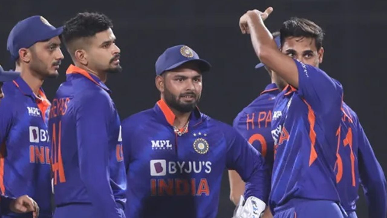 IND vs SA: Ashish Nehra question on Rishabh Pant captaincy yuzvendra chahal bowled 2 overs India vs south africa