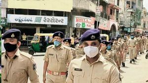 Jagannath Rathyatra 2022 : રથયાત્રાને પગલે પોલીસની સજ્જડ સુરક્ષા, સંવેદનશીલ રૂટ પર પોલીસે કરી ફ્લેગ માર્ચ