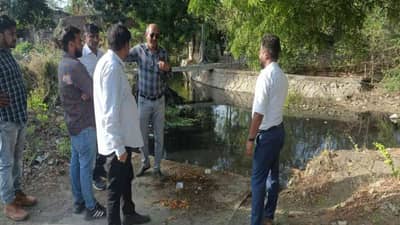 લો બોલો ! ચોમાસુ બેસી ગયુ છતા જામનગરમાં હજુ ચાલુ છે પ્રિમોન્સૂન કામગીરી, પાલિકાએ કોન્ટ્રાક્ટર્સને ફટકારી નોટિસ