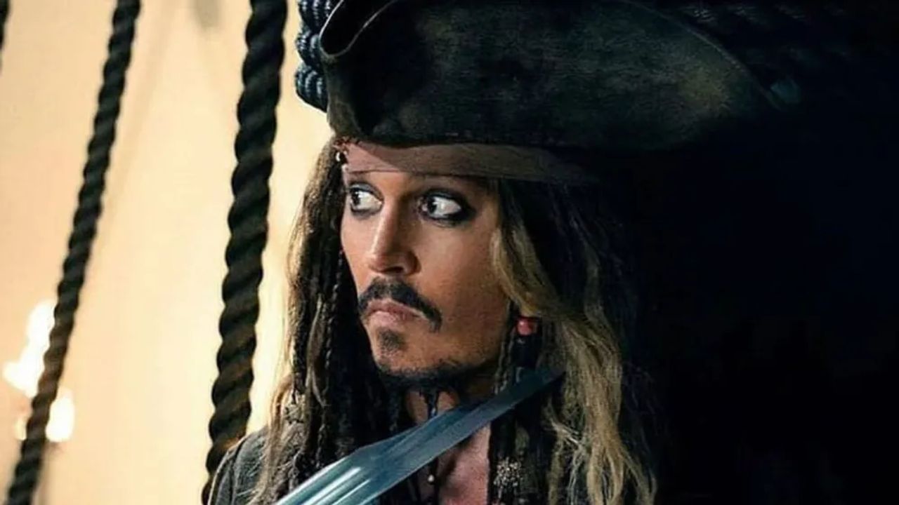 Johnny Depp : શું જોની ડેપ 'જેક સ્પેરો' તરીકે પરત ફરશે? આ કંપનીએ તેમને રૂપિયા 2,535 કરોડની કરી ઓફર