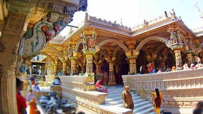 Ahmedabad : કાલુપુર સ્વામીનારાયણ મંદિરમાંથી બાળક ગુમ થતાં અનેક તર્કવિતર્કો, પોલીસે તપાસ શરૂ કરી