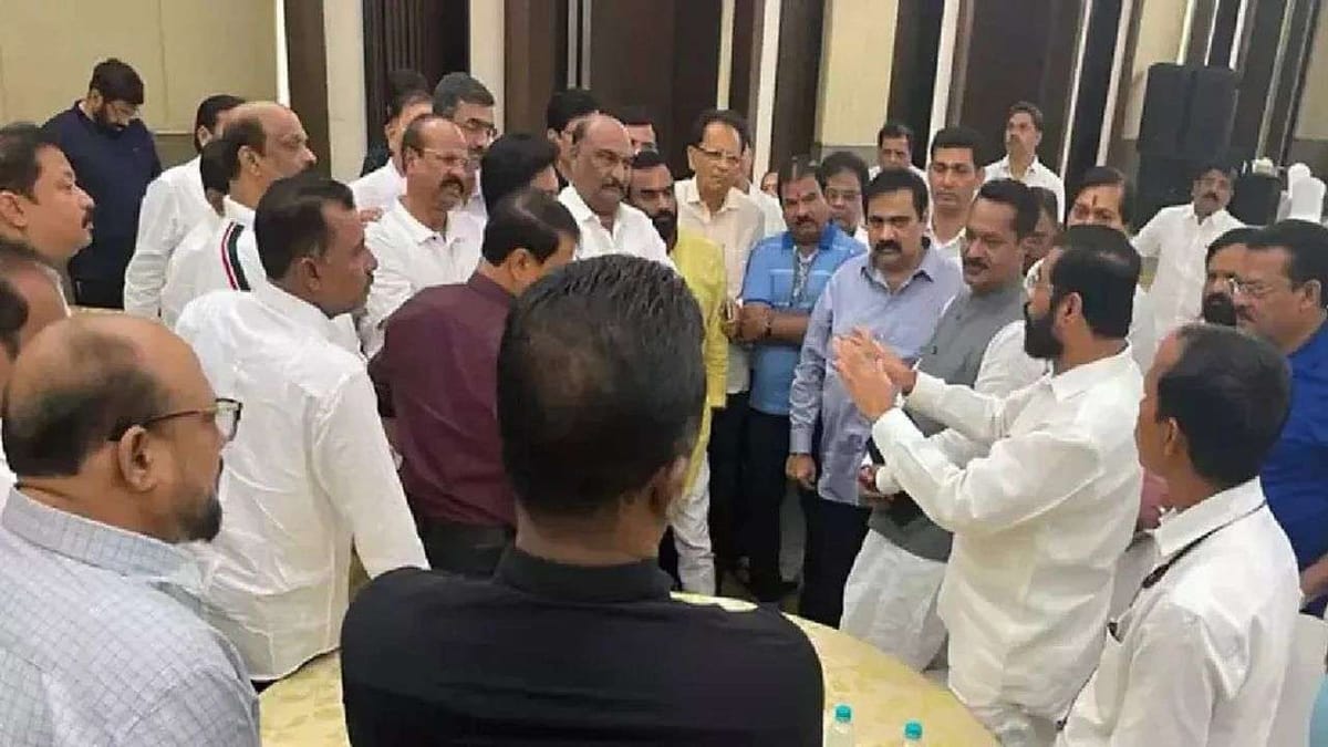 Maharashtra Political Crisis : ફ્લોર ટેસ્ટ પહેલા એકનાથ શિંદેની આ છે યોજના, આજે ગુવાહાટીથી ગોવા અને આવતીકાલે મુંબઈ