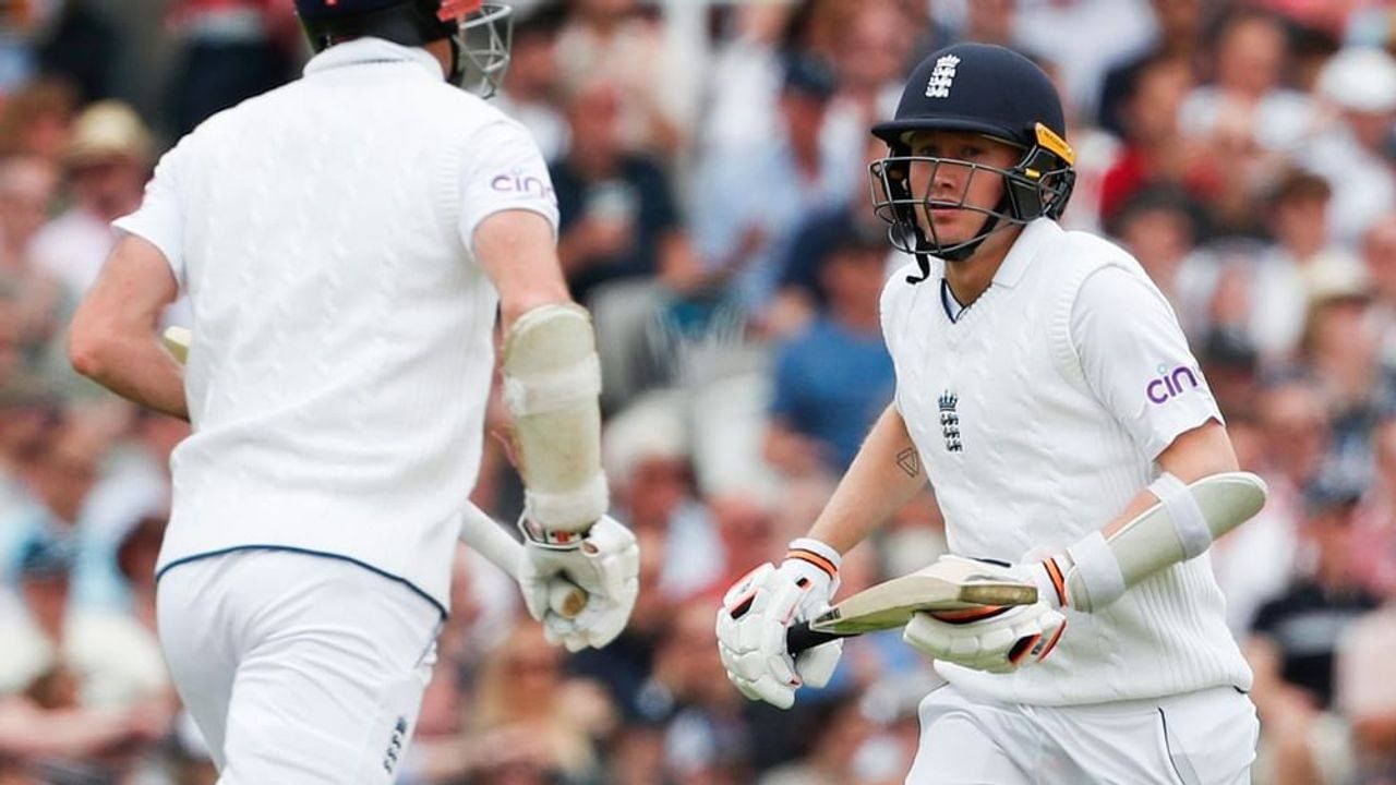 Unique debut of England player, got a place in the team on the second day of Test match, then made only 8 runs
