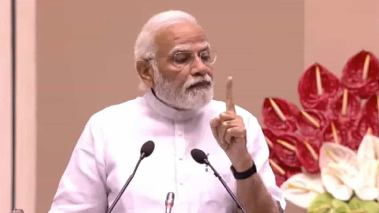 PM નરેન્દ્ર મોદીએ MSME માટે નવી સ્કીમ શરૂ કરી, કહ્યું- 18 હજાર નાના ધંધાર્થીઓને 500 કરોડ ટ્રાન્સફર કર્યા