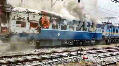Agnipath Protest: અગ્નિપથ યોજનાના હિંસક વિરોધથી રેલવેને અસર, મુંબઈમાં 18 ટ્રેનો રદ, RPF એલર્ટ પર