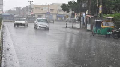 હવે રેઈનકોટ અને છત્રી સાથે રાખજો ! વહેલી સવારથી ઉત્તર ગુજરાતના કેટલાક શહેરોમાં મેઘાની ધમાકેદાર એન્ટ્રી