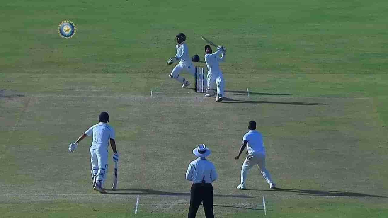 Ranji Trophy 2022 Semifinals: મનોજ તિવારી અને શાહબાજ અહમદે બંગાળ ટીમની બાજી સંભાળી, બીજી સેમિ ફાઇનલમાં મુંબઈની સ્થિતી મજબુત