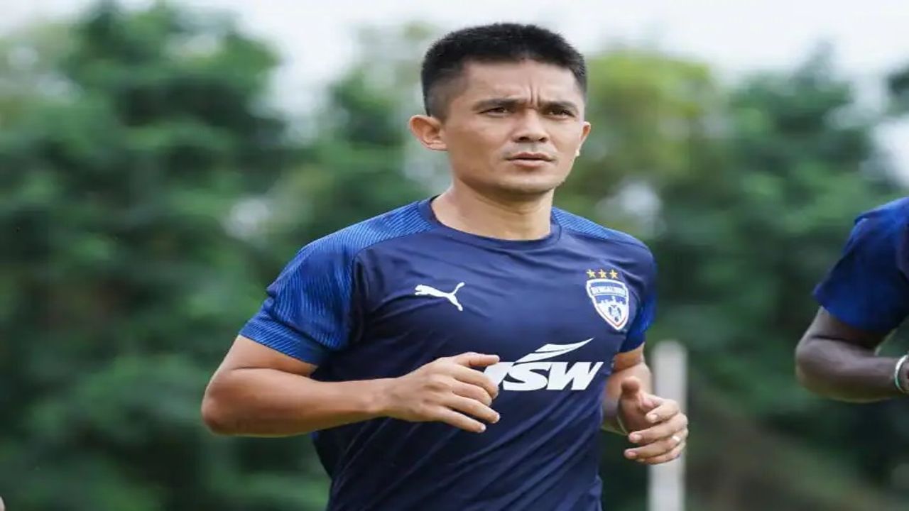 FIFA is making a special series on Sunil Chhetri, shooting continues