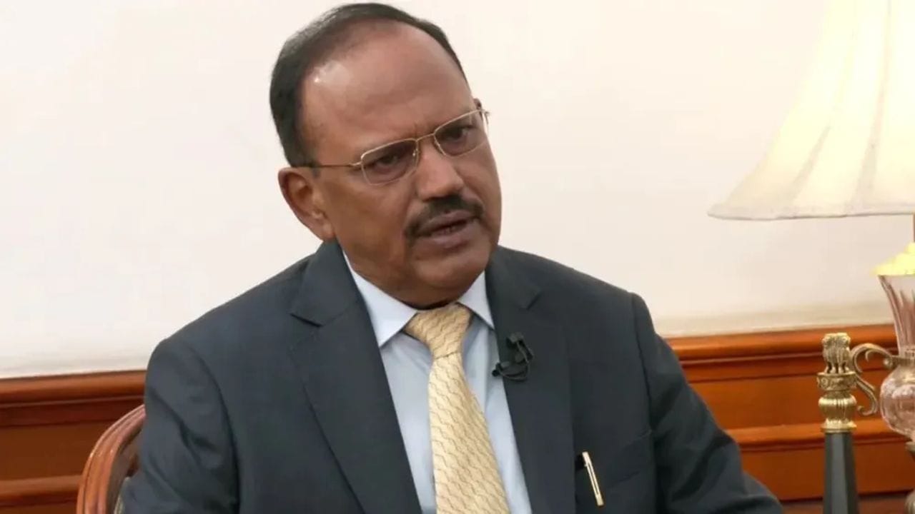 Nupur Sharma Statement on Paigambar: નુપુર શર્માના વિવાદાસ્પદ નિવેદનથી NSA અજીત ડોભાલ 'દુઃખી', કહ્યું દેશને જે રીતે રજૂ કરવામાં આવ્યો, તે સત્યથી દૂર છે