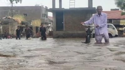 Bhavnagar: શહેરમાં વરસાદથી નીચાણવાળા વિસ્તારોમાં પાણી ભરાયાં, વીજળી પડતાં 2 મોત