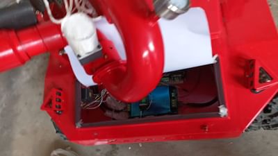 Ahmedabad: ફાયર બ્રિગેડના અગ્નિશામક રોબોટમાં બ્લાસ્ટ, ફાયરમેન ઘાયલ