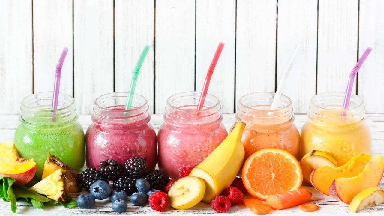 Fruit Juice : સ્વાસ્થ્યને અઢળક ફાયદો કરાવશે આ પાંચ ફળોના જ્યુસ, ગંભીર બિમારીને રાખશે દુર