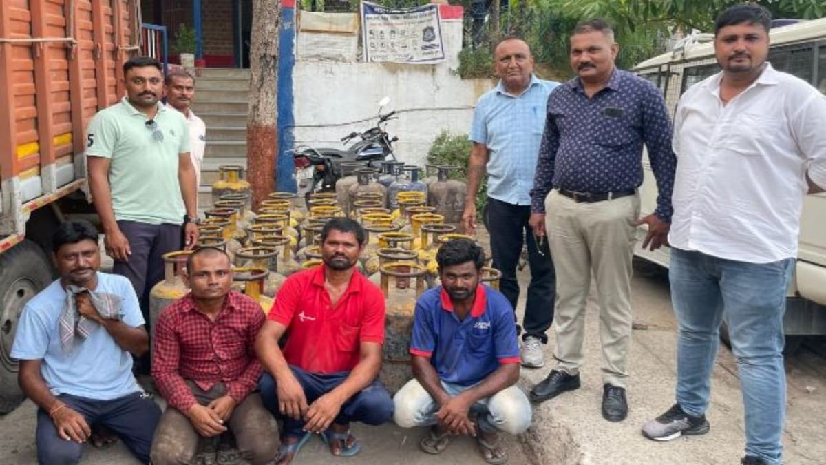 Ahmedabad: ઘરેલું ગેસમાંથી કોમર્શીયલ ગેસ બનાવવાનું કૌભાંડ, આ રીતે કરતા હતા ગોરખધંધા