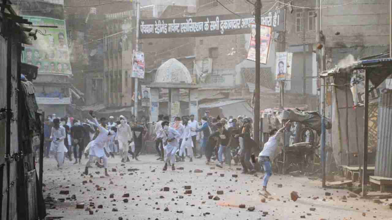 Kanpur Violence: પયગંબર મોહમ્મદ પર વિવાદાસ્પદ ટીપ્પણી કર્યા બાદ ભાજપ યુવા પાંખના નેતાની ધરપકડ