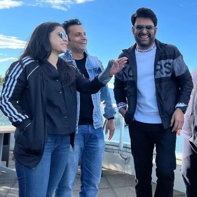 સોની ટીવી પર પ્રસારિત થતા કોમેડી શો કપિલ શર્મા એ હાલમાં તેનો છેલ્લો એપિસોડ ઓન એર કર્યો હતો. આ શો હવે ઓફ એર આવી ચૂક્યો છે પરંતુ કપિલ શર્માએ શોની ટીમ હજુ પણ કામમાં વ્યસ્ત છે, શો ઓફ એર થયા બાદ કપિલ શર્મા અને તેની ટીમે Vancouverમાટે ઉડાન ભરી હતી.