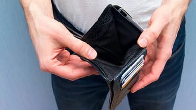 Vastu Tips: ઘરમાં પૈસા નથી ટકતા? તો મુખ્ય દ્વાર સાથે સંબંધિત આ જ્યોતિષીય ઉપાયોને અનુસરો