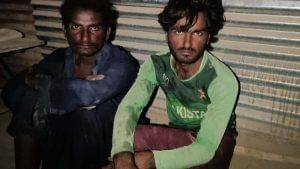 Kutch: હરામીનાળામાં BSFનું દિલધડક ઓપરેશન, ગોળીબાર કરી બે પાકિસ્તાનીને ઝડપી લીધા