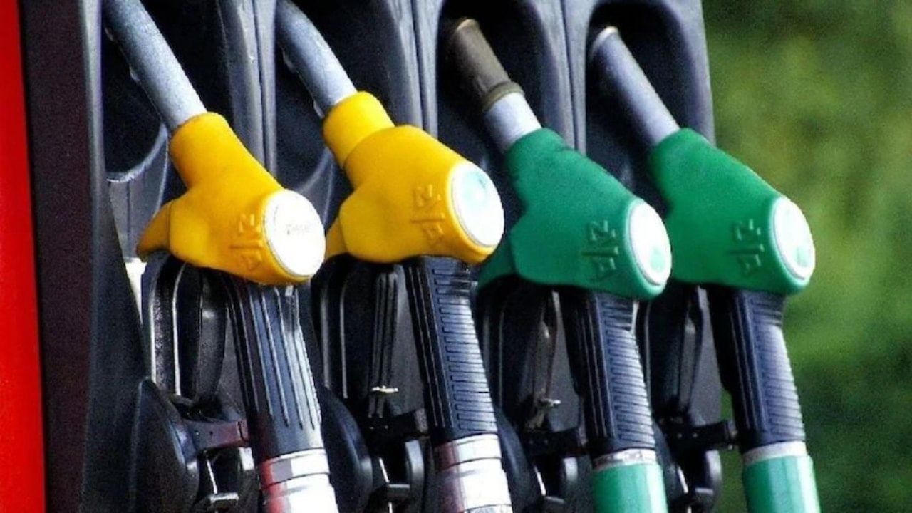 Petrol Diesel Price Today : આજે સવારે 6 વાગે જાહેર થયા પેટ્રોલ અને ડીઝલના નવા ભાવ, જાણો તમારા શહેરમાં શું છે ઇંધણની કિંમત