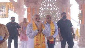 PM Modi Gujarat Visit : પાવાગઢ યાત્રાધામના વિકાસકાર્યોનું લોકાર્પણ, PM મોદીએ કહ્યું 'પાંચ શતાબ્દી બાદ મહાકાળીના શિખર પર ધજા લહેરાઈ'