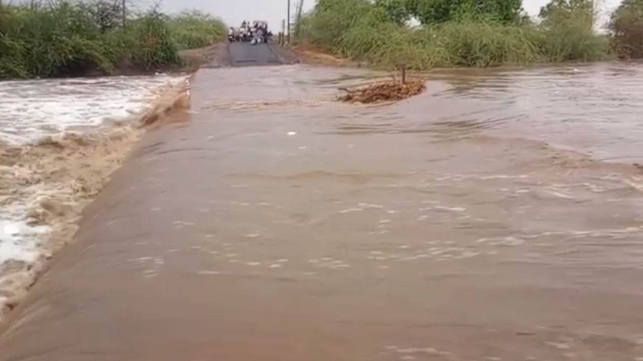 રાજ્યના 18થી વધુ જિલ્લામાં વરસાદ, નદીઓમાં પૂર આવ્યાં, વાવણીલાયક વરસાદથી ખેડૂતો ખુશ