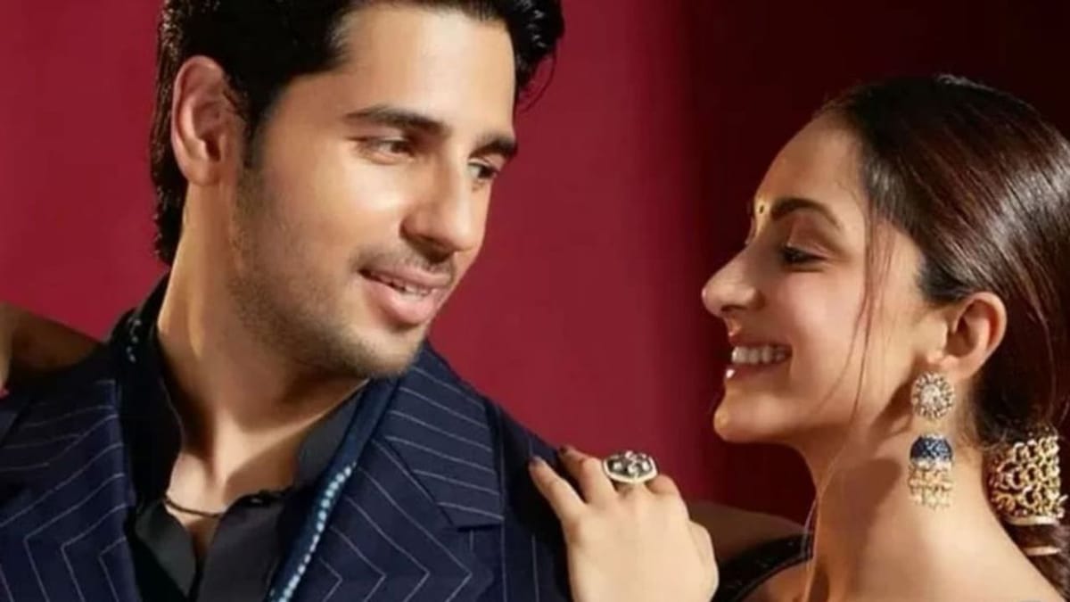 Kiara Sidharth Patch Up : જાણો કોણ છે તે વ્યક્તિ, જેણે બ્રેકઅપ બાદ કિયારા અને સિદ્ધાર્થને ફરી લાવ્યા નજીક? Kiara Sidharth Patch Up : જાણો કોણ છે તે વ્યક્તિ, જેણે બ્રેકઅપ બાદ કિયારા અને સિદ્ધાર્થને ફરી લાવ્યા નજીક?