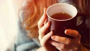 Tea Side Effects: ચાનું વધુ પડતું સેવન સ્વાસ્થ્ય માટે હાનિકારક, જાણો તેની આડ અસરો