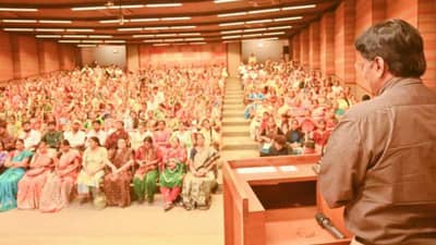 રાજ્યના હજારો પરિવારોનું ભવિષ્ય આંગણવાડી કાર્યકરો અને તેડાગરોના હાથમાં