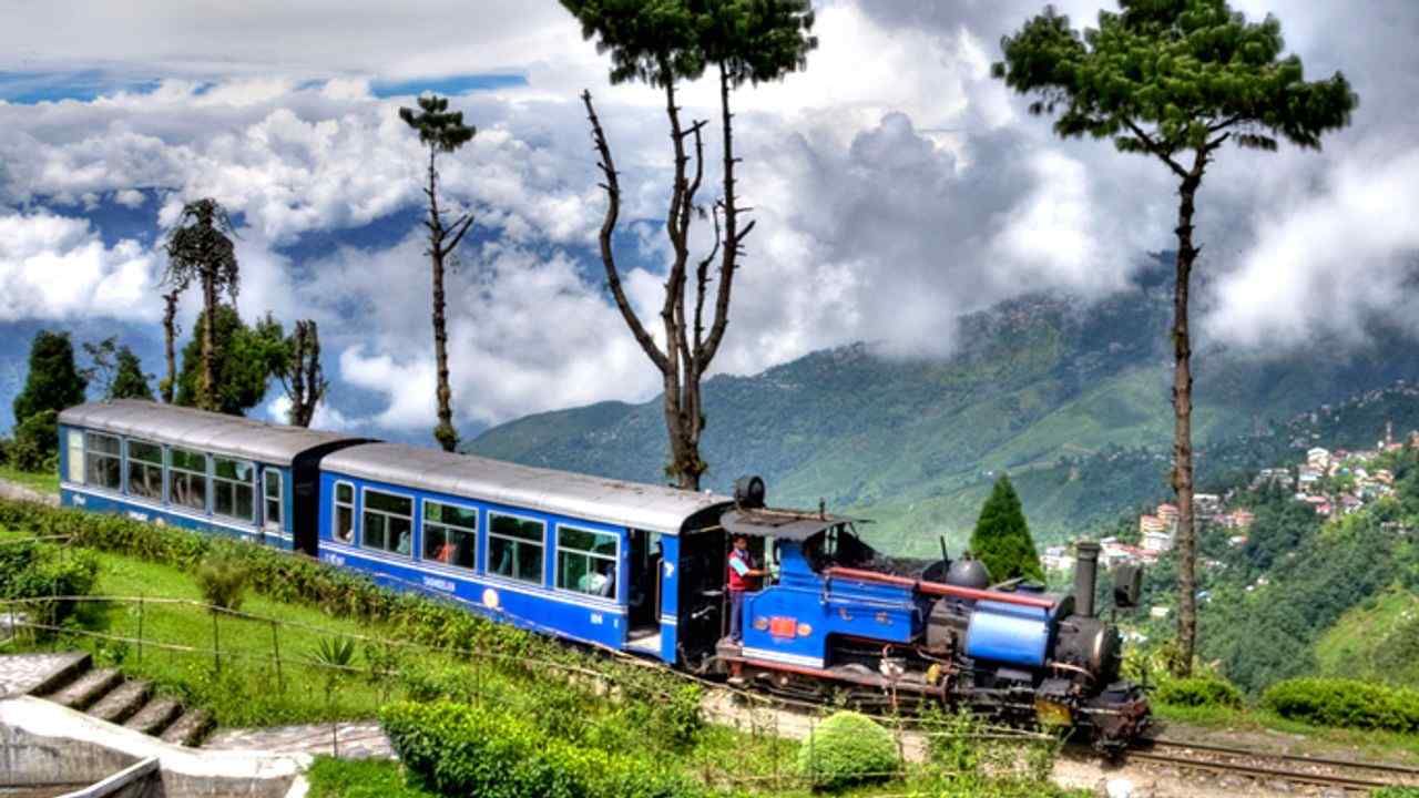 Toy Trains In India You Can Enjoy Toy Train Travel In These Places In India