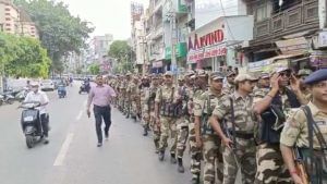 Rathyatra 2022: વડોદરામાં રથયાત્રા માટે સંવેદનશીલ વિસ્તારોમાં  DCP અધિકારીઓ સહિતના પોલીસ જવાનોનું ફૂટ પેટ્રોલિંગ