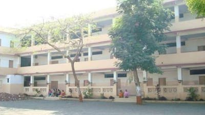 Surat : એક સાથે પાંચ-પાંચ પેપર લીક કેસમાં વાડિયા કોલેજ પાસે પરીક્ષાનો ખર્ચ વસૂલવા યુનિવર્સીટી મક્કમ