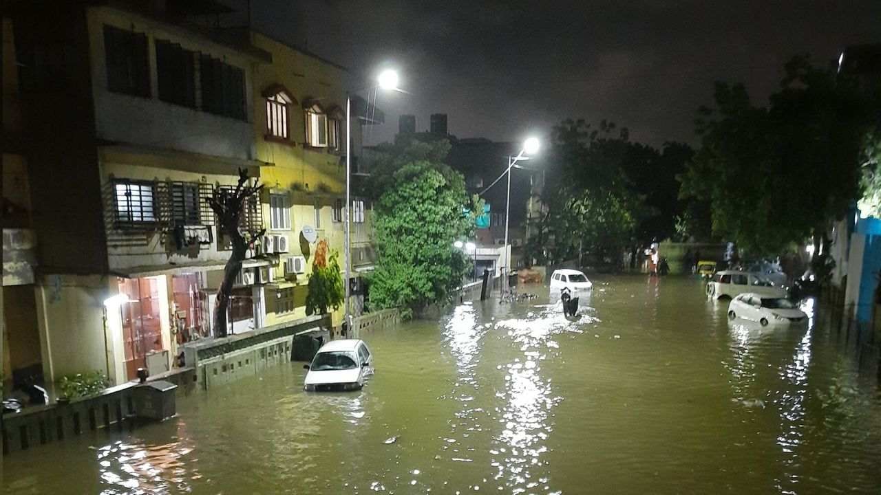 Ahmedabad Rain, Monsoon 2022: Decision to close schools and colleges in Ahmedabad on Monday due to heavy rains