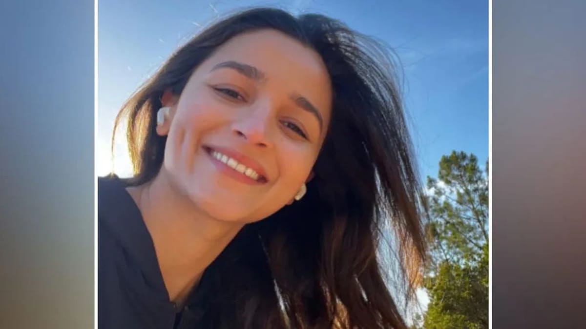 Alia Bhatt Latest Photo:  પ્રેગ્નેન્સીના સમાચાર બાદ આલિયા ભટ્ટે શેયર કર્યો નવો ફોટો, ચાહકોએ કહ્યું પેંડા ક્યારે ખવડાવશો