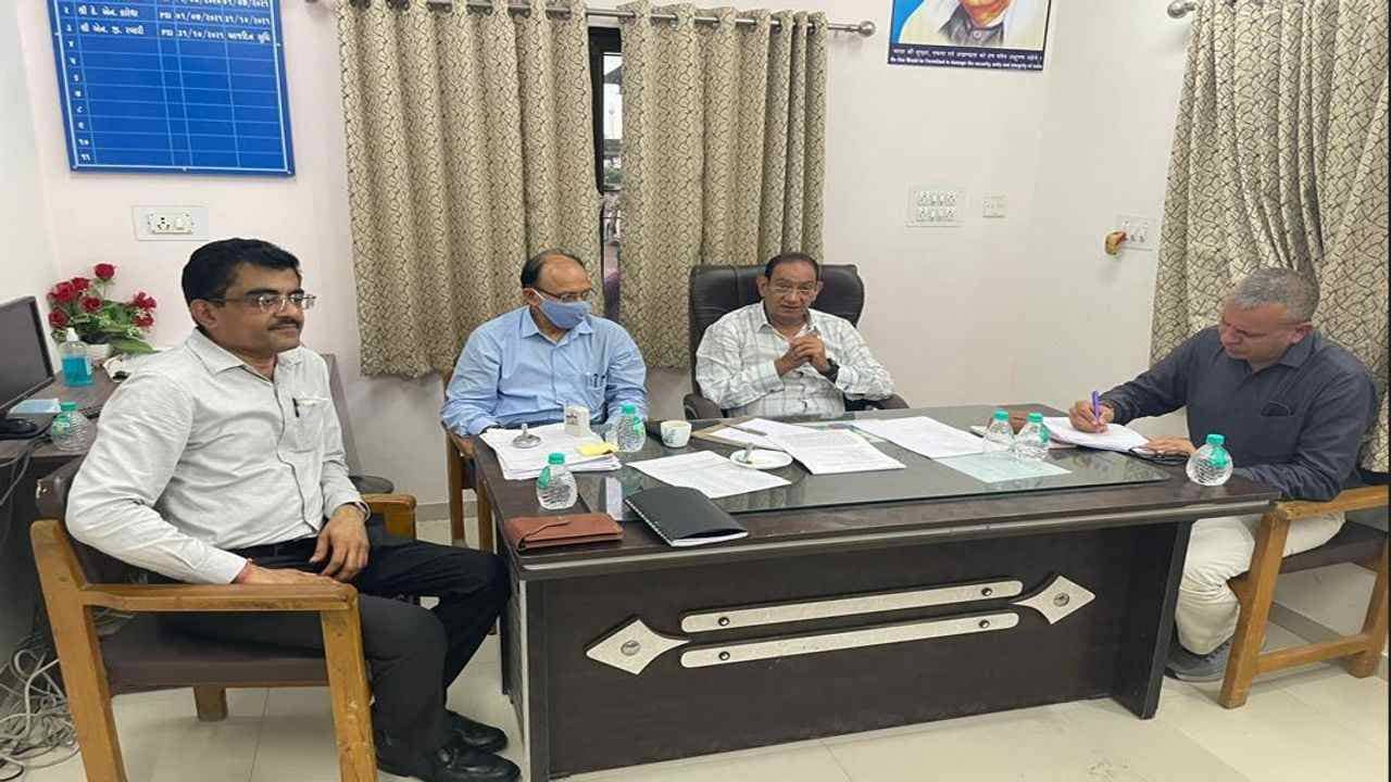 ગુજરાતમાં કથિત લઠ્ઠાકાંડમાં તપાસનો ધમધમાટ, SIT ની ટીમ રોજીદ ગામ પહોંચી