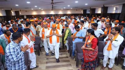 Rajkot: સી.આર. પાટીલના તીખા તેવર, ભરત બોઘરાને કહ્યું તમારે જસદણથી ટિકીટ નથી માંગવાની!