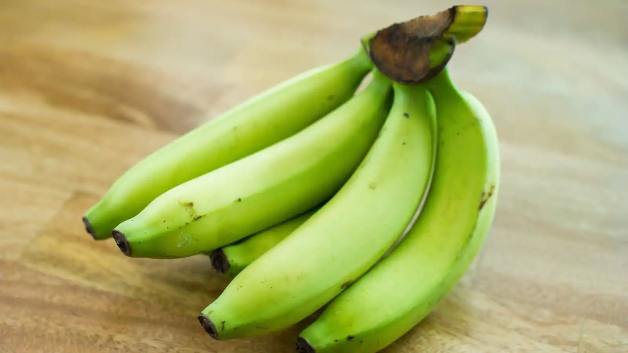 કાચા કેળા ખાવાથી વજન થશે ઓછું, સ્વાસ્થ્યને થશે આ જોરદાર ફાયદા
