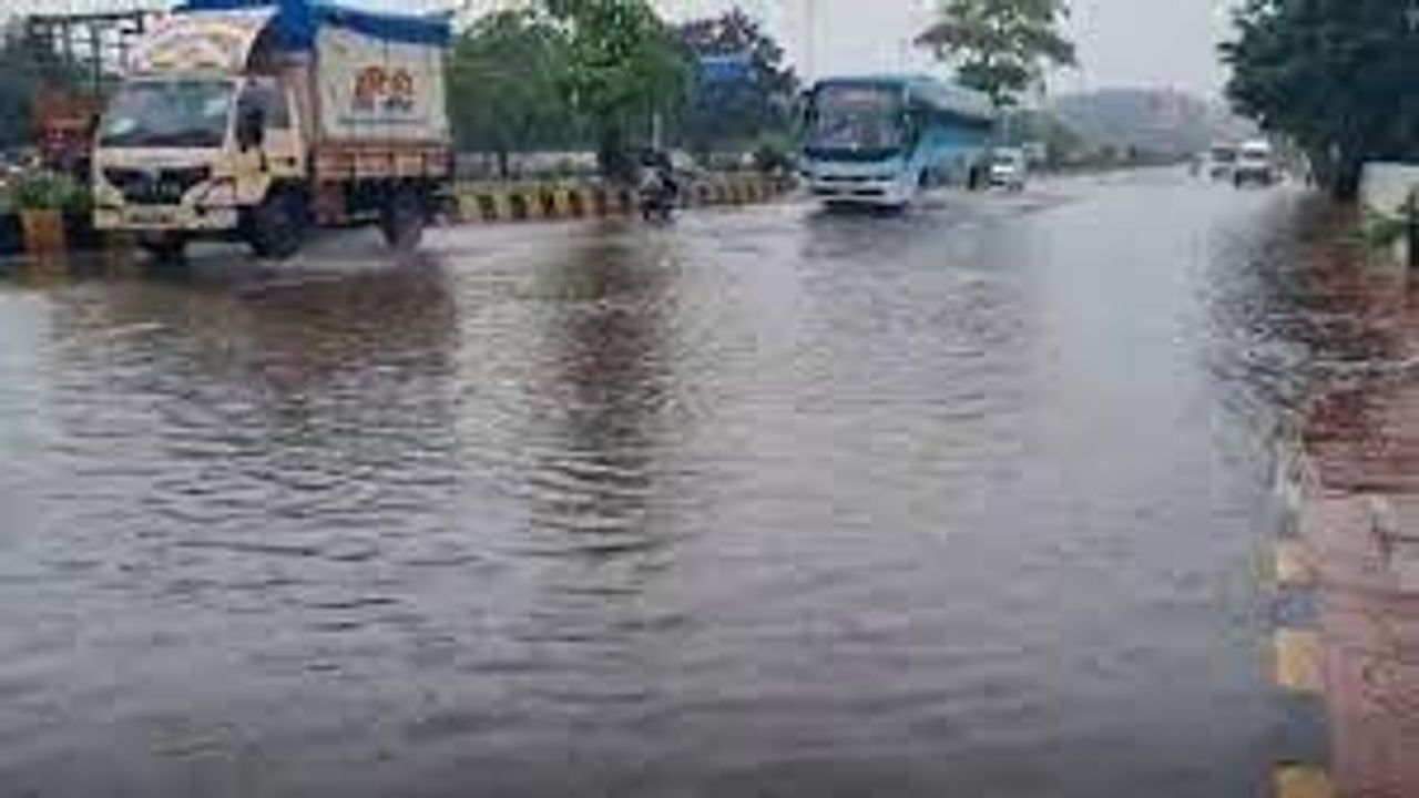 Maharashtra Rain : મુંબઈ-થાણે સહિત અનેક જિલ્લામાં આગામી 5 દિવસ સુધી ભારે વરસાદની આગાહી, રત્નાગીરીથી નાગપુર સુધી NDRFની ટીમ તહેનાત