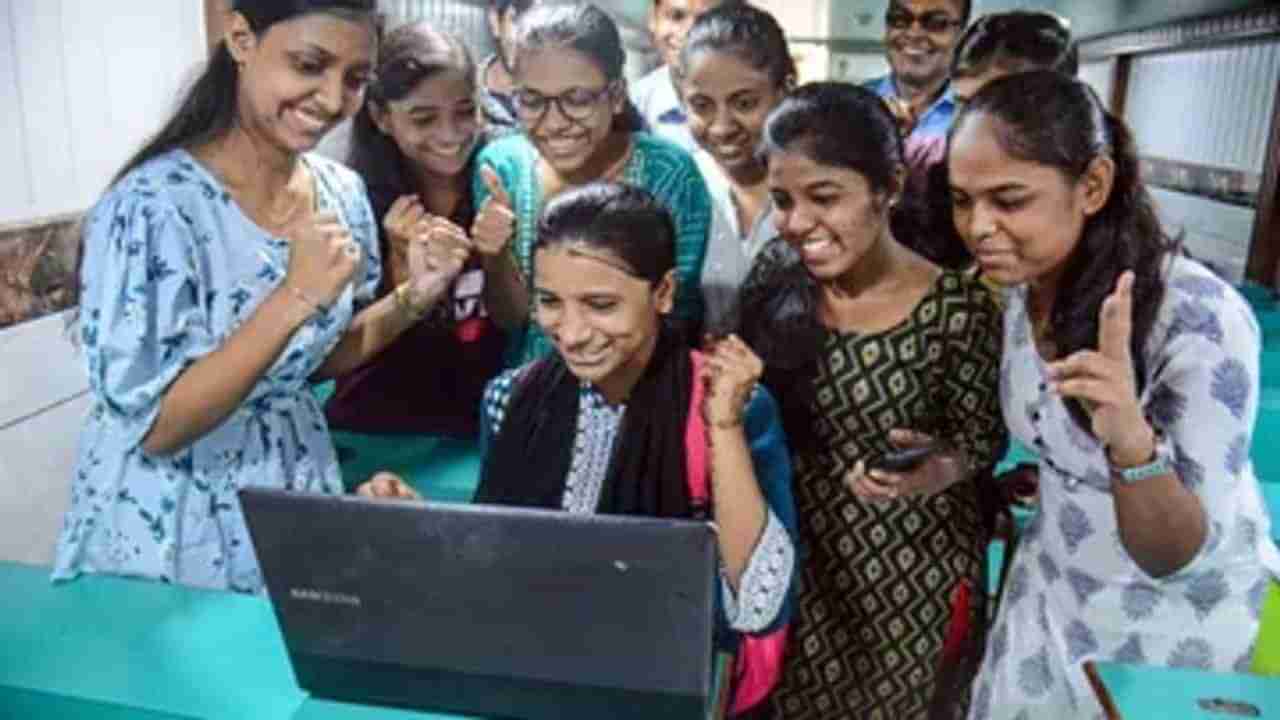 ICSE Result 2022: ICSE બોર્ડનું 10મું પરિણામ આજે સાંજે 5 વાગ્યે, રોલ નંબર મુજબ આ રીતે જુઓ રિઝલ્ટ