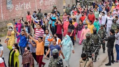 જમ્મુ-કાશ્મીરમાંથી કાશ્મીરી પંડિતોની હિજરત અટકી, કેન્દ્ર સરકારનો દાવો - કલમ 370 હટાવ્યા બાદ બની નથી એક પણ ઘટના