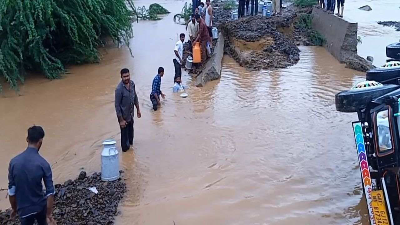 The causeway near Balapar village in Lakhpat taluka of Kutch broke