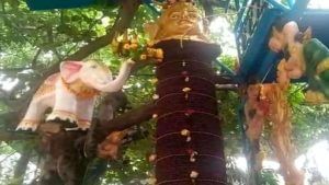 Bihar: સ્વપ્નમાં આવેલા ભોલેનાથે મંદિર બનાવવાનો આપ્યો આદેશ, ભક્તે 5 લાખ પંચમુખી રૂદ્રાક્ષથી 20 ફૂટ ઊંચું અદ્ભુત શિવલિંગ બનાવી નાખ્યુ